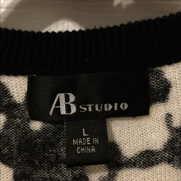 AB Studio Zebra Inspired Sweater - Picture 3 of 4